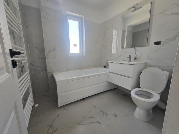 Apartament cu 2 camere decomandat în Bucium