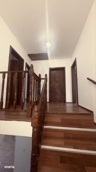 Casă cu 4 camere cu Teren 176 Mp în Șelimbăr