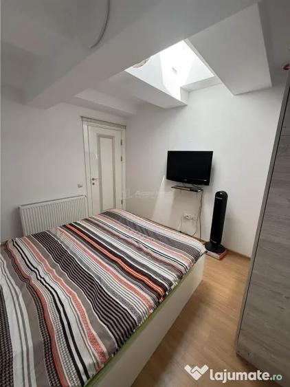 Apartament cu 2 camere semidecomandat în Tei