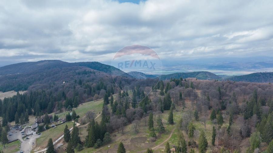 Teren Construcții intravilan de 1000 mp, în Poiana Brașov