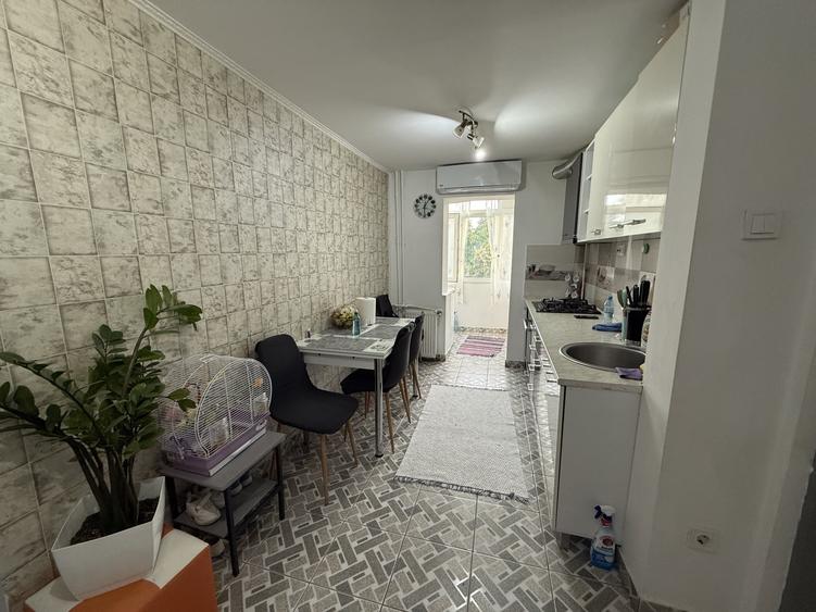 Apartament cu 2 camere decomandat, mobilat în Lipovei