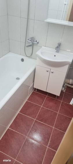 Apartament cu 3 camere decomandat în Ultracentral