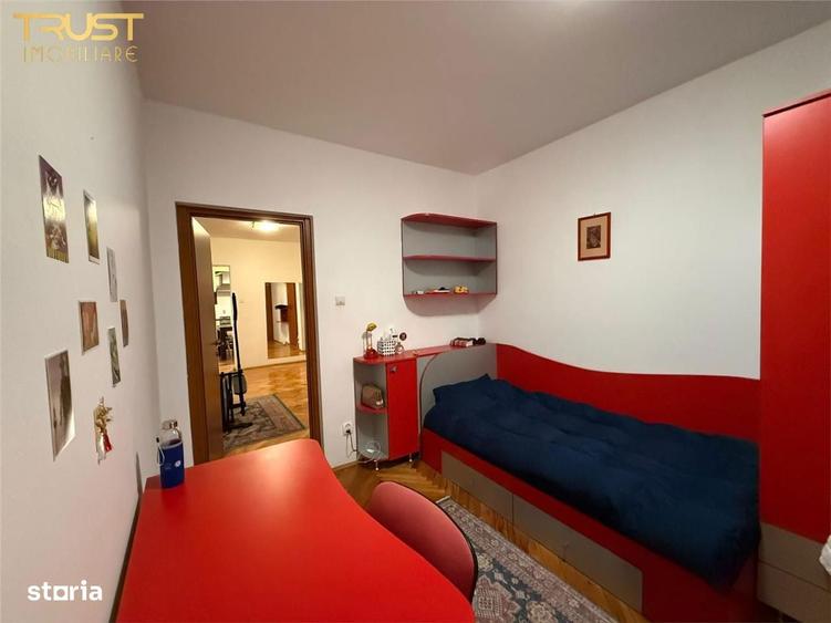 Apartament cu 4 camere în Zorilor
