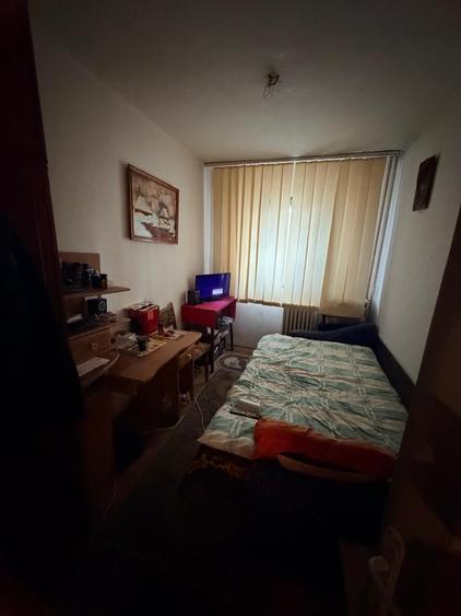 Apartament cu 3 camere în Păcurari