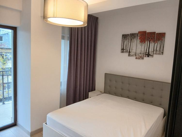 Apartament cu 2 camere decomandat în Nicolina