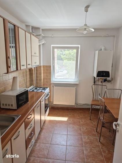 Inchiriez apartament 2 camere Racadau - 3