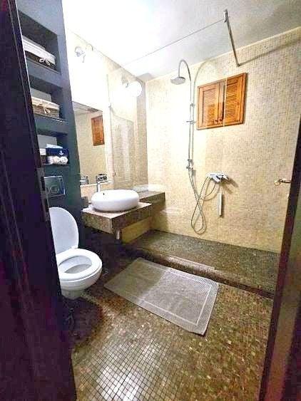 Apartament cu 3 camere decomandat în Dristor