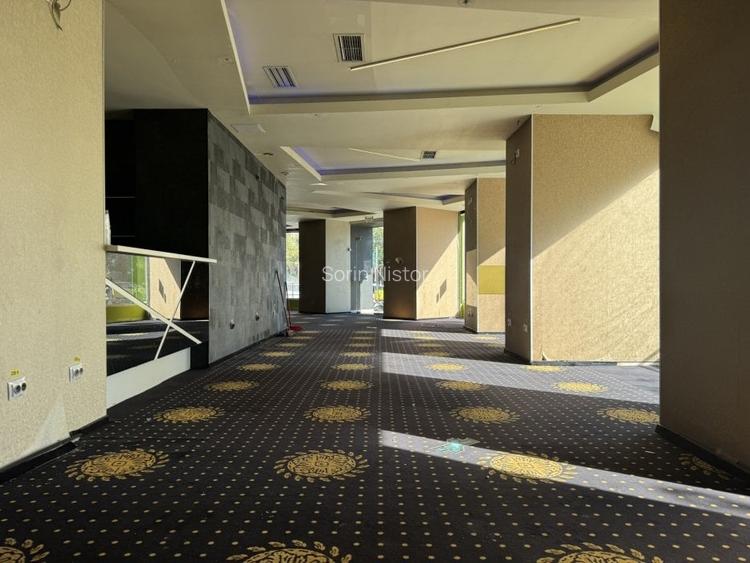 De inchiriat - Spatiu comercial cu vad intens 141 mp - zona Mosilor