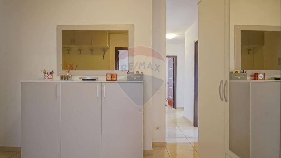 Apartament cu 3 camere decomandat, mobilat în Griviței