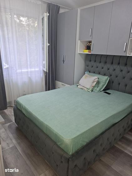 Apartament cu 4 camere decomandat în Militari
