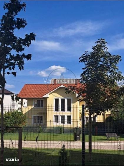 Casa de Vanzare zona Stefan Cel Mare
