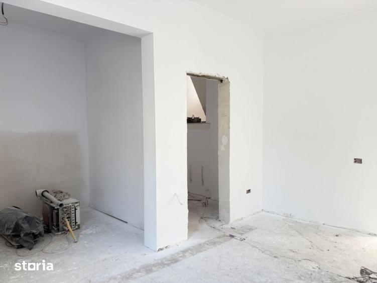 Casă cu 2 camere decomandat cu Teren 1500 Mp în Iosia