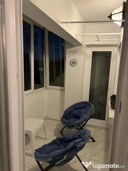 Apartament cu 3 camere decomandat în Cotroceni
