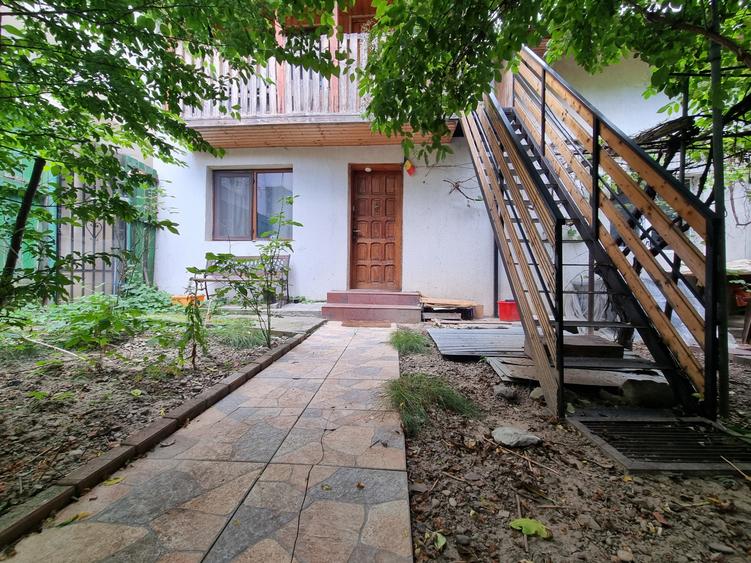 Spațiu comercial, de 40 mp, în Mioriței