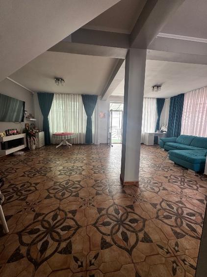 Casă individuală cu 3 camere cu Canalizare în Iosia