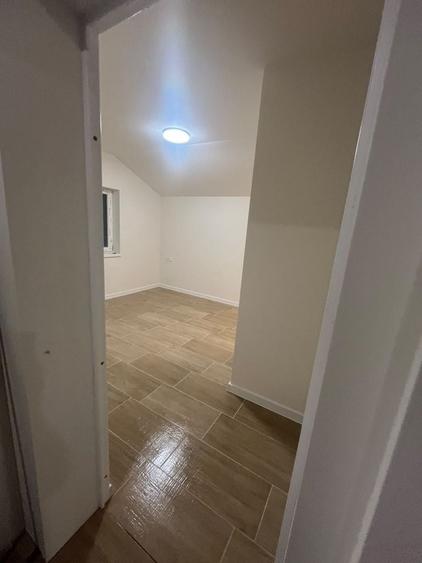 Casă cu 4 camere în Sântandrei