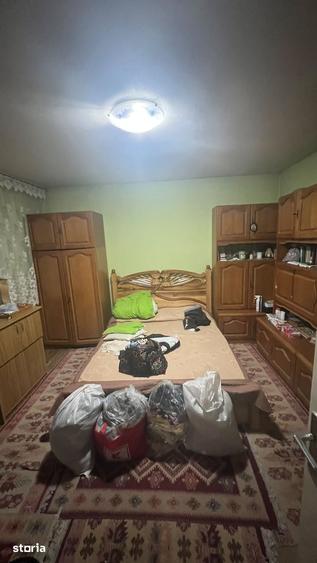 Casă cu 3 camere cu Teren 11000 Mp în Burdea