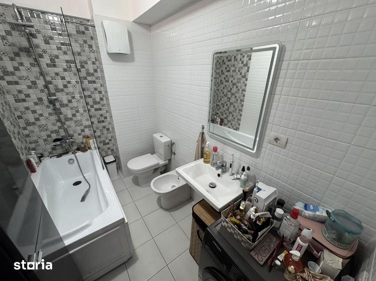 Apartament cu 2 camere, mobilat în Tomis Nord