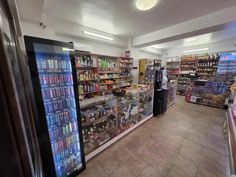 Spațiu comercial, de 300 mp, în Boldești