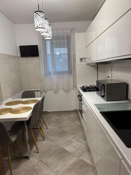 Apartament cu 2 camere decomandat în Dristor