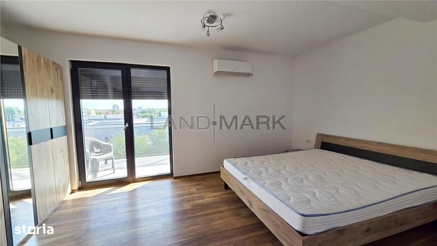 Apartament cu 3 camere decomandat în Dumbrăvița