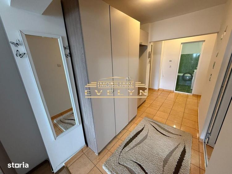 Apartament cu 2 camere decomandat în Central