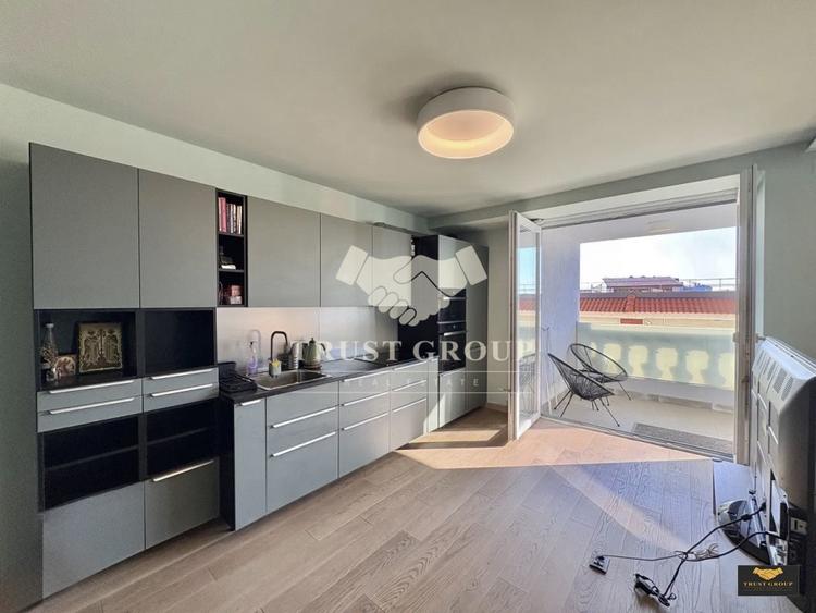 Apartament cu 3 camere decomandat, mobilat în Herăstrău