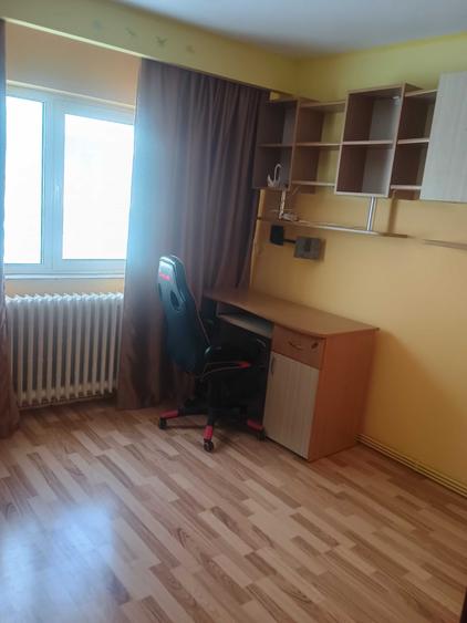 Apartament de vanzare - 2