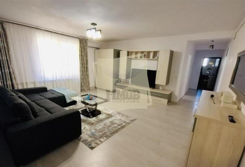 Apartament cu 2 camere decomandat, mobilat în Central