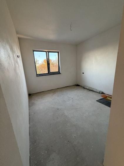 Casă cu 3 camere în Slătioarele