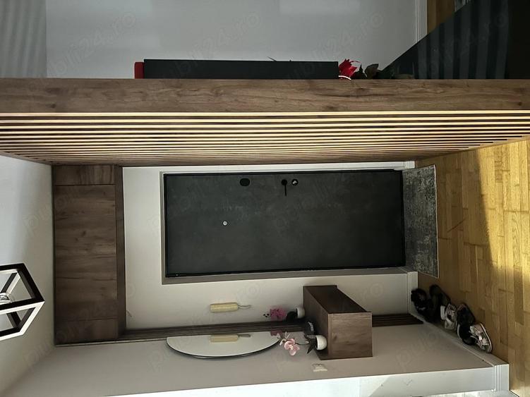 Apartament cu 3 camere decomandat în Aradului