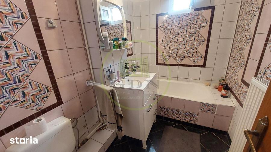 Apartament cu 4 camere decomandat, mobilat în 1 Mai
