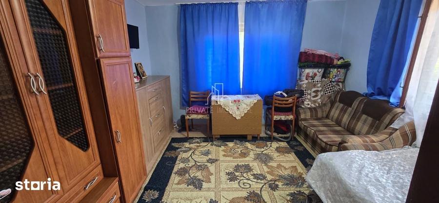 Casă cu 5 camere cu Teren 1427 Mp în Cucerdea