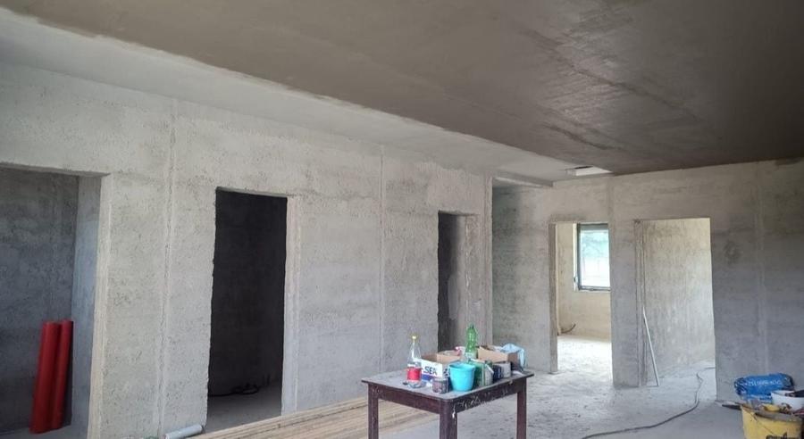 Casă cu 2 camere în Central