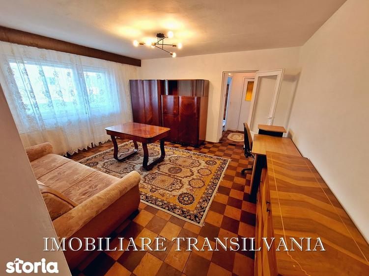 Apartament cu 2 camere semidecomandat în Independenței