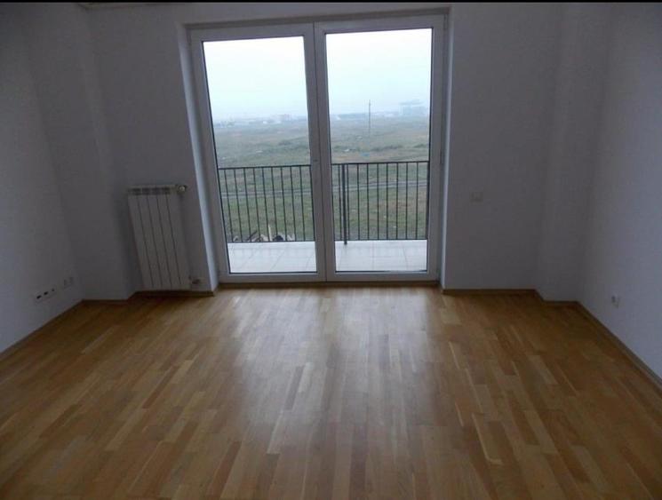 Apartament cu 3 camere decomandat în Pipera
