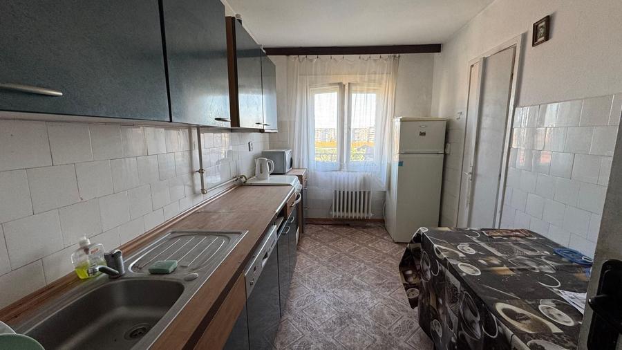 Apartament cu 3 camere în Circumvalațiunii
