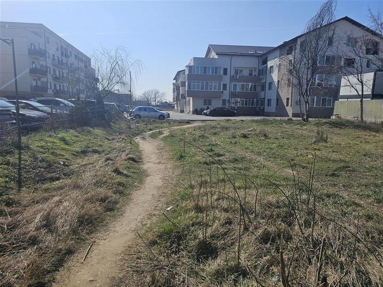 Teren Construcții intravilan de 3348 mp, în Theodor Pallady