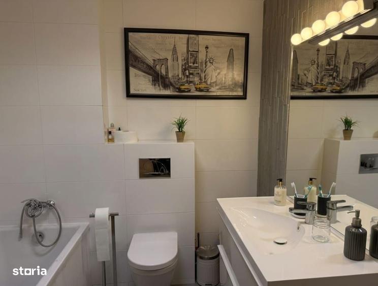 Apartament cu 4 camere în Băneasa