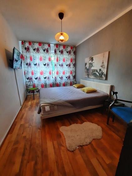 Apartament cu 2 camere decomandat în Titan