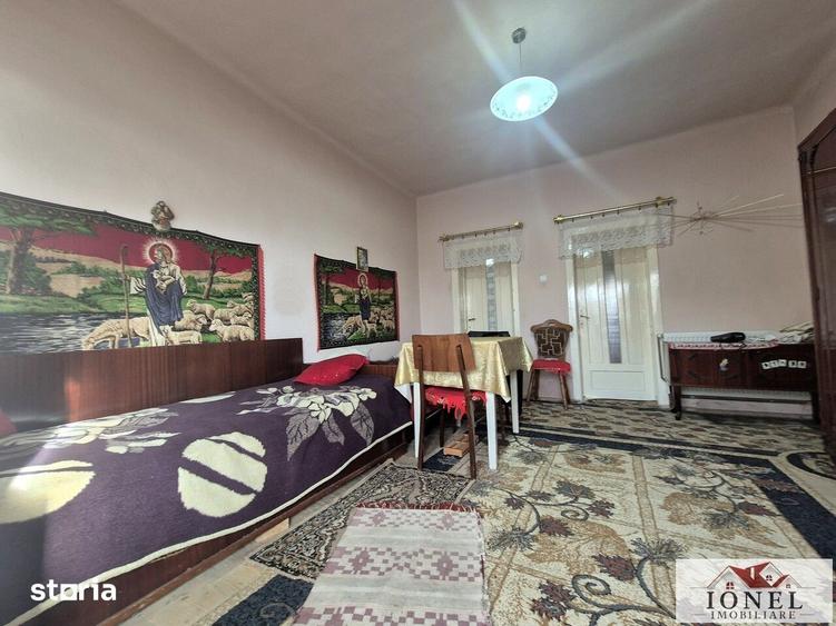 Casă cu 3 camere cu Teren 724 Mp în Unirea