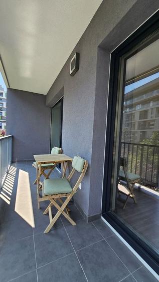 Apartament cu 2 camere semidecomandat, mobilat în Bună Ziua