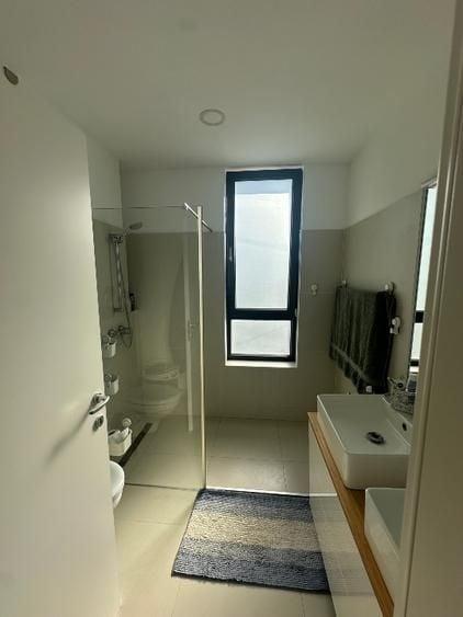 Duplex cu 4 camere cu Canalizare în Tunari