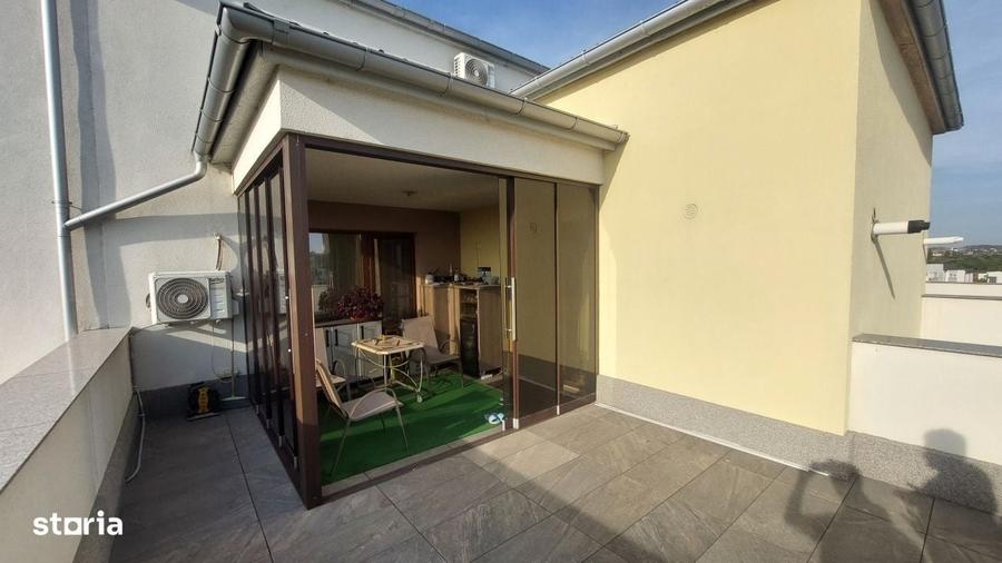 Apartament cu 4 camere, mobilat în Central
