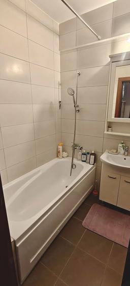 Apartament cu 2 camere decomandat în 1 Decembrie 1918