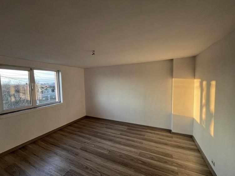 Casă cu 4 camere în Zurbaua
