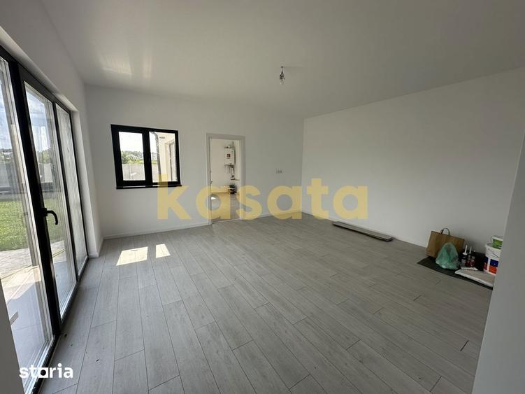 Casă cu 3 camere cu Teren 450 Mp în Central