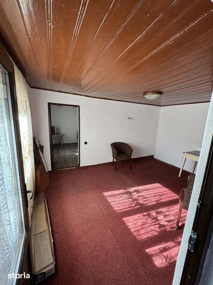 Casă cu 4 camere cu Teren 1600 Mp în Ulmeni