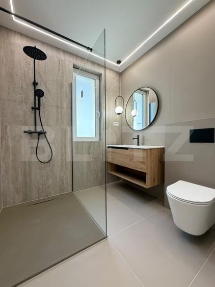 Duplex cu 4 camere cu Canalizare în Dumbrăvița