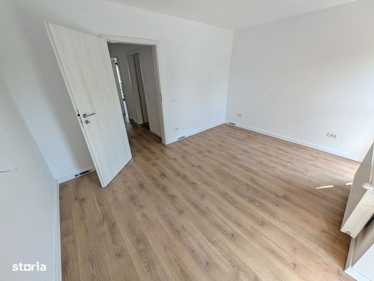 Casă cu 4 camere în Tunari